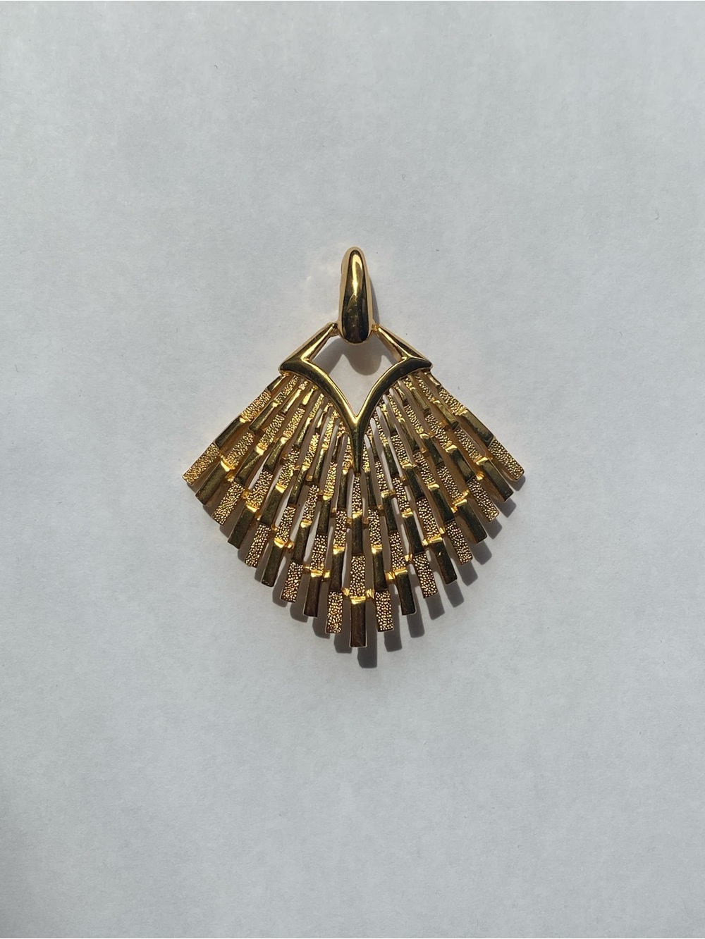 Vintage Crown Trifari Gold-Tone Fan Fringe Necklace